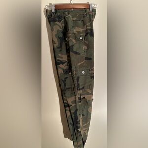 Rue21 Camouflage Joggers - Size Small, 26” Inseam - Like New